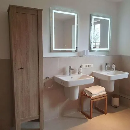 Tillmann Comfortable Prázdninový dům Burhave